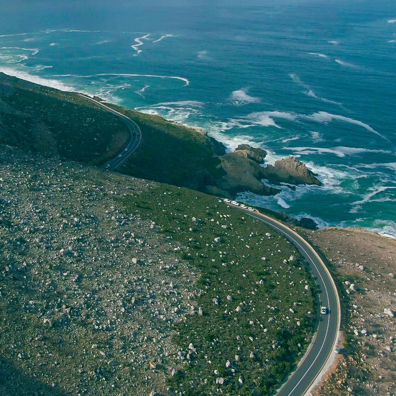 around-the-bends-Cape-Town-Pass-scenery